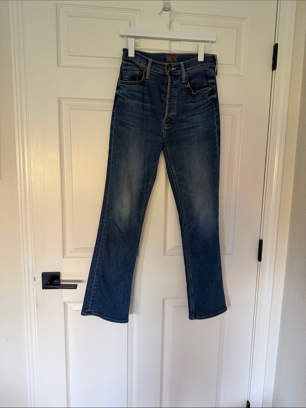 Mother : The Tripper Flood - High-Rise Straight Jeans in “sixth sense “
